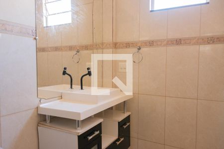 Casa para alugar com 400m², 4 quartos e 4 vagas Casa para alugar com 400m², 4 quartos e 4 vagasBanheiro