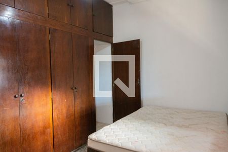 Casa para alugar com 400m², 4 quartos e 4 vagas Casa para alugar com 400m², 4 quartos e 4 vagasQuarto 1