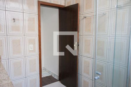 Casa para alugar com 400m², 4 quartos e 4 vagas Casa para alugar com 400m², 4 quartos e 4 vagasBanheiro