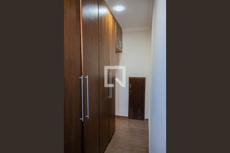 Casa para alugar com 400m², 4 quartos e 4 vagas Casa para alugar com 400m², 4 quartos e 4 vagasQuarto 4