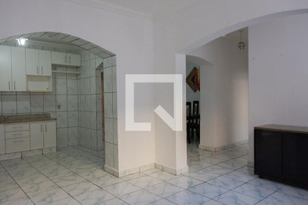 Casa para alugar com 400m², 4 quartos e 4 vagas Casa para alugar com 400m², 4 quartos e 4 vagasCozinha