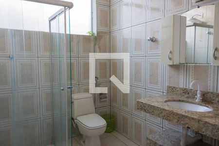 Casa para alugar com 400m², 4 quartos e 4 vagas Casa para alugar com 400m², 4 quartos e 4 vagasBanheiro