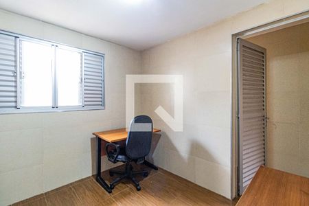 Casa para alugar com 250m², 3 quartos e 2 vagas Casa para alugar com 250m², 3 quartos e 2 vagasQuarto 2