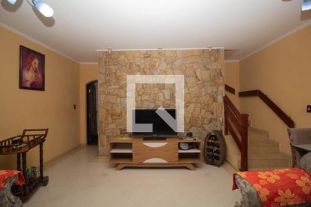 Sala de casa à venda com 4 quartos, 200m² em Vila Cruz das Almas, São Paulo