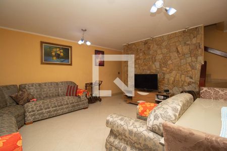 Sala de casa à venda com 4 quartos, 200m² em Vila Cruz das Almas, São Paulo