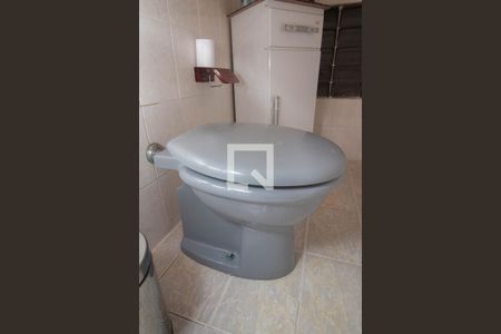 Casa à venda com 200m², 4 quartos e 2 vagasLavabo