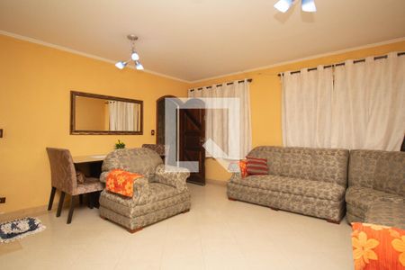 Sala de casa à venda com 4 quartos, 200m² em Vila Cruz das Almas, São Paulo