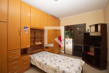 Casa à venda com 200m², 4 quartos e 2 vagasQuarto 2