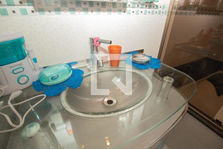 Casa à venda com 200m², 4 quartos e 2 vagasBanheiro da Suíte