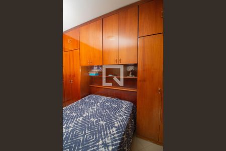 Quarto 1 - Armários de casa à venda com 4 quartos, 200m² em Vila Cruz das Almas, São Paulo