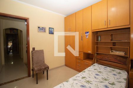 Casa à venda com 200m², 4 quartos e 2 vagasQuarto 2