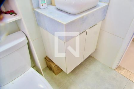 Apartamento à venda com 63m², 2 quartos e 1 vagaBanheiro social