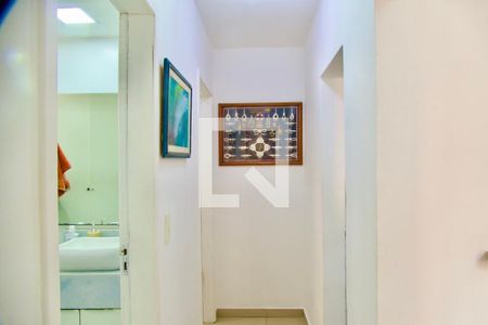 Apartamento à venda com 63m², 2 quartos e 1 vagaCorredor