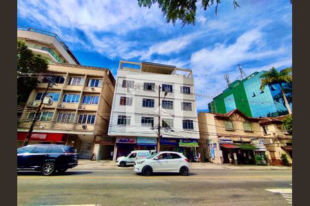 Apartamento à venda com 63m², 2 quartos e 1 vagaFachada