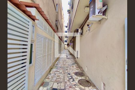 Apartamento à venda com 63m², 2 quartos e 1 vagaCorredor externo