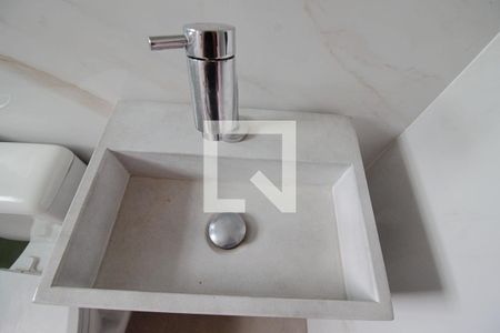 Apartamento à venda com 58m², 2 quartos e 1 vaga Apartamento à venda com 58m², 2 quartos e 1 vagaBanheiro