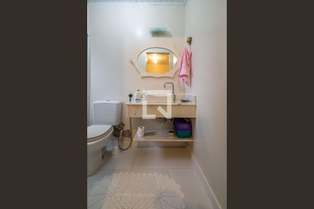 Casa para alugar com 126m², 3 quartos e 2 vagas Casa para alugar com 126m², 3 quartos e 2 vagasBanheiro da Suíte