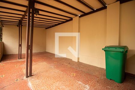 Casa à venda com 476m², 5 quartos e 4 vagasÁrea comum