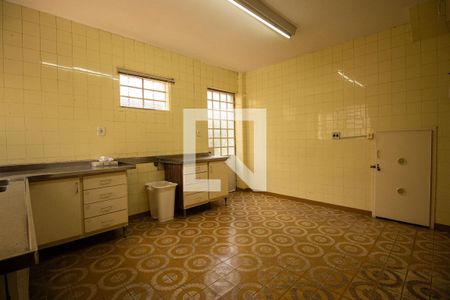 Casa à venda com 476m², 5 quartos e 4 vagasCozinha