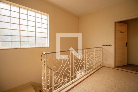 Casa à venda com 476m², 5 quartos e 4 vagasHall 1° andar