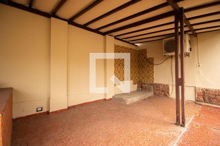 Casa à venda com 476m², 5 quartos e 4 vagasÁrea comum