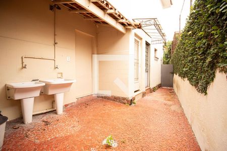 Casa à venda com 476m², 5 quartos e 4 vagasÁrea de Serviço