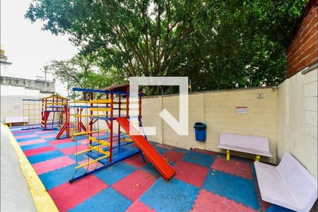 Apartamento para alugar com 55m², 2 quartos e 1 vaga Apartamento para alugar com 55m², 2 quartos e 1 vagaÁrea comum - Playground