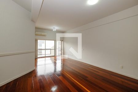 Sala de apartamento para alugar com 3 quartos, 120m² em Tijuca, Rio de Janeiro