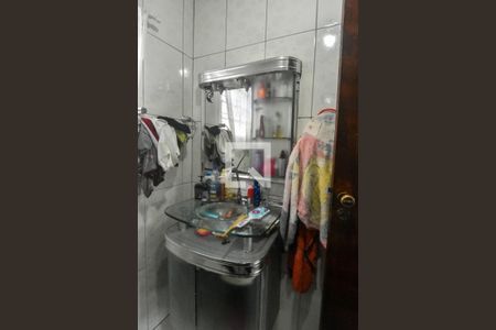 Casa à venda com 450m², 4 quartos e 4 vagasBanheiro Corredor