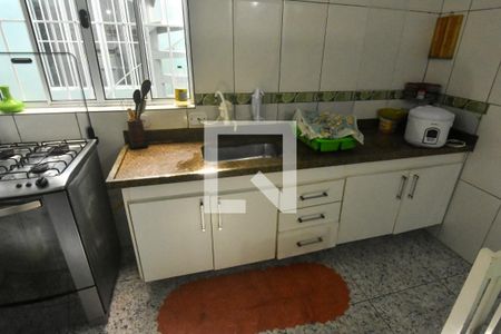 Casa à venda com 450m², 4 quartos e 4 vagasCozinha