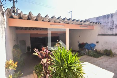 Casa à venda com 450m², 4 quartos e 4 vagasQuintal