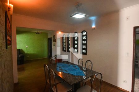 Casa à venda com 450m², 4 quartos e 4 vagasSala de Jantar