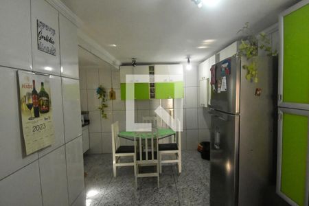 Casa à venda com 450m², 4 quartos e 4 vagasCozinha