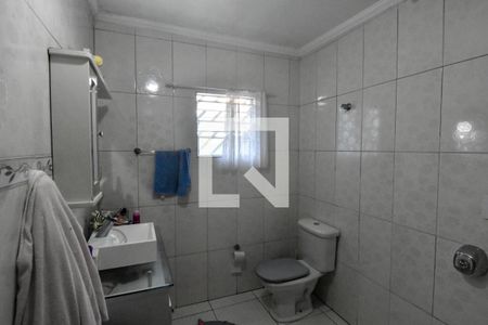 Casa à venda com 450m², 4 quartos e 4 vagasBanheiro da Suíte