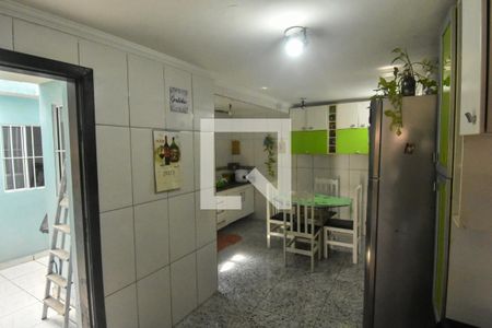 Casa à venda com 450m², 4 quartos e 4 vagasCozinha