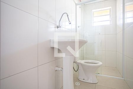 Banheiro de casa para alugar com 1 quarto, 36m² em Km 18, Osasco