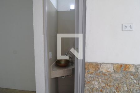 Casa para alugar com 38m², 1 quarto e 1 vagaLavabo