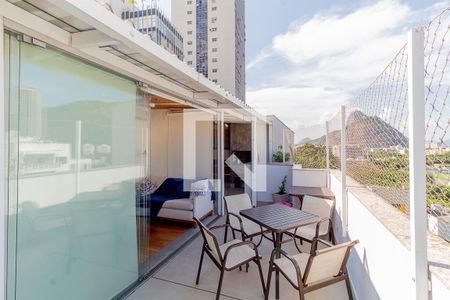 Apartamento à venda com 128m², 2 quartos e 2 vagasTerraço Cobertura