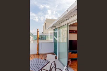 Apartamento à venda com 128m², 2 quartos e 2 vagasTerraço Cobertura