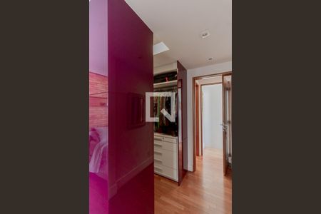 Apartamento à venda com 128m², 2 quartos e 2 vagasCloset Suíte