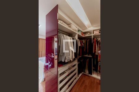 Apartamento à venda com 128m², 2 quartos e 2 vagasCloset Suíte