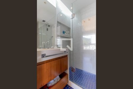 Apartamento à venda com 128m², 2 quartos e 2 vagasBanheiro Social