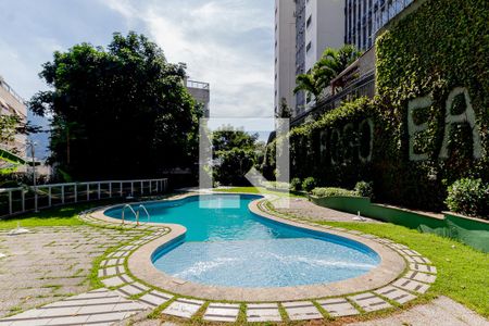 Apartamento à venda com 128m², 2 quartos e 2 vagasPiscina