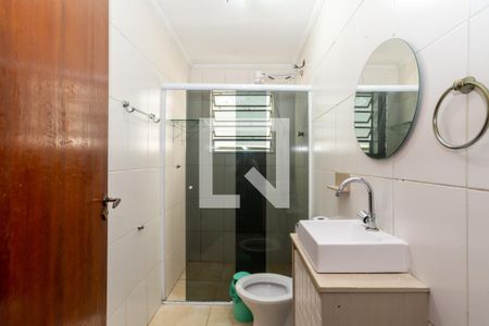 Casa à venda com 250m², 5 quartos e 2 vagas Casa à venda com 250m², 5 quartos e 2 vagasBanheiro Social