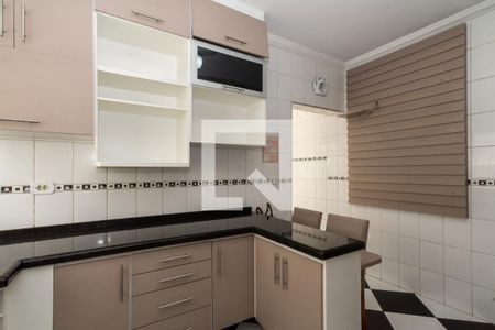 Casa à venda com 250m², 5 quartos e 2 vagas Casa à venda com 250m², 5 quartos e 2 vagasCozinha