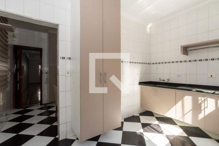 Casa à venda com 250m², 5 quartos e 2 vagas Casa à venda com 250m², 5 quartos e 2 vagasÁrea de Serviço