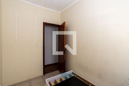 Casa à venda com 250m², 5 quartos e 2 vagas Casa à venda com 250m², 5 quartos e 2 vagasQuarto 4