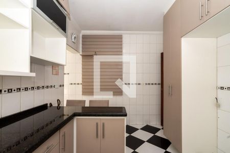 Casa à venda com 250m², 5 quartos e 2 vagas Casa à venda com 250m², 5 quartos e 2 vagasCozinha
