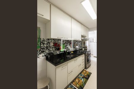 Apartamento à venda com 240m², 4 quartos e 2 vagasCozinha e Área de Serviço