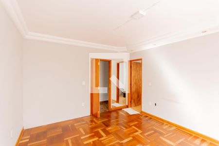 Suíte  de casa à venda com 3 quartos, 240m² em Vila Francisco Matarazzo, Santo André